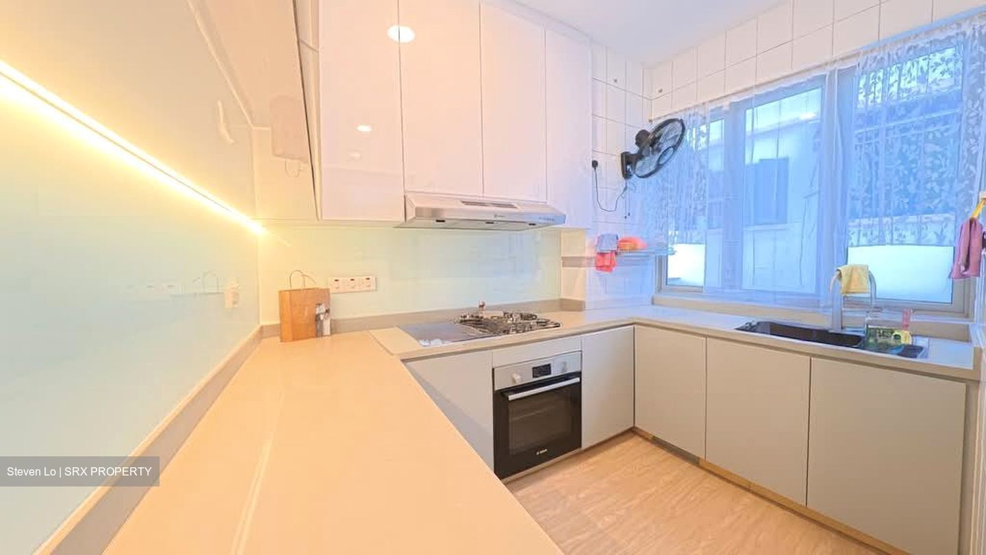 Dmanor (D16), Terrace #593621761
